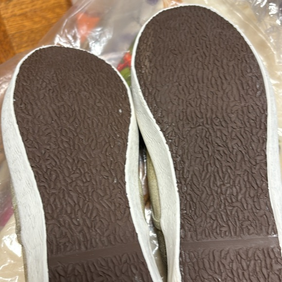 ⭐️⭐️ SeaVees Baja Slip On: Saltwash Cream Camo NWT 6 - Picture 7 of 8